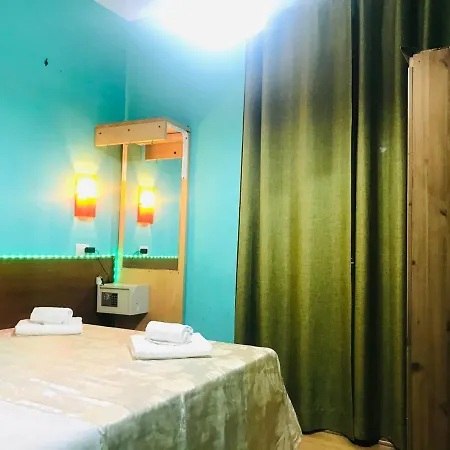 When In Guest house 3*
